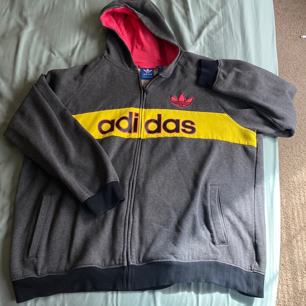 Like new Adidas mens zip up jacket.
